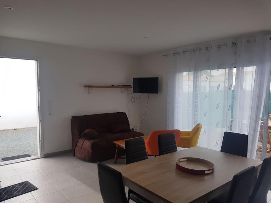 Maison Au Calme 2 A 300 M De La Plage 2 Chambres Ла-Котиньер Экстерьер фото